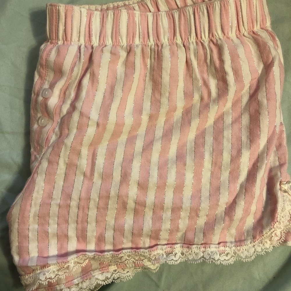 Victoria secret pink pajama shorts! Size small!
